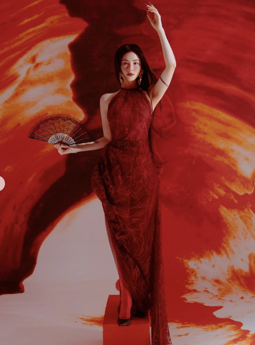 Dàn sao Vbiz rộn ràng ngày 29 Tết: Người khoe biệt thự sang trọn, người tặng bố mẹ cả căn hộ - Ảnh 13.