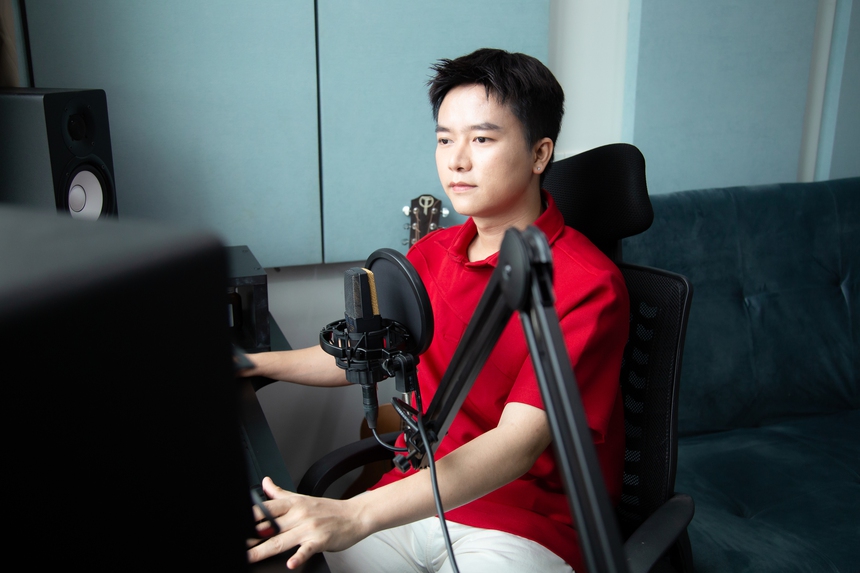 Bùi Công Nam: "Hồi mới vào nghề, cát-xê của tôi là 7-10 triệu cho 1 bài hát. Giờ đây con số đó gấp 10 lần..."  - Ảnh 16.