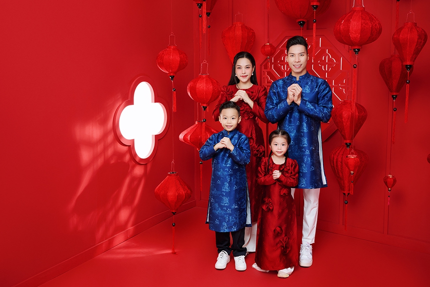 NSƯT Quốc Nghiệp tiết lộ sẽ làm đám cưới O Sen Ngọc Mai vào tháng 4, không phiền khi làm cái bóng của vợ - Ảnh 3. Gia đình NSƯT Quốc Nghiệp - O Sen Ngọc Mai