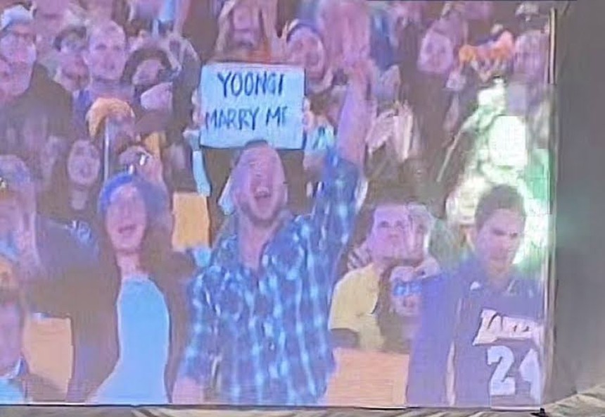 Đường đến trái tim Suga BTS hóa ra đơn giản đến thế này ư? - Ảnh 4. Đường đến trái tim Suga BTS hóa ra đơn giản đến thế này ư? - Ảnh 4.