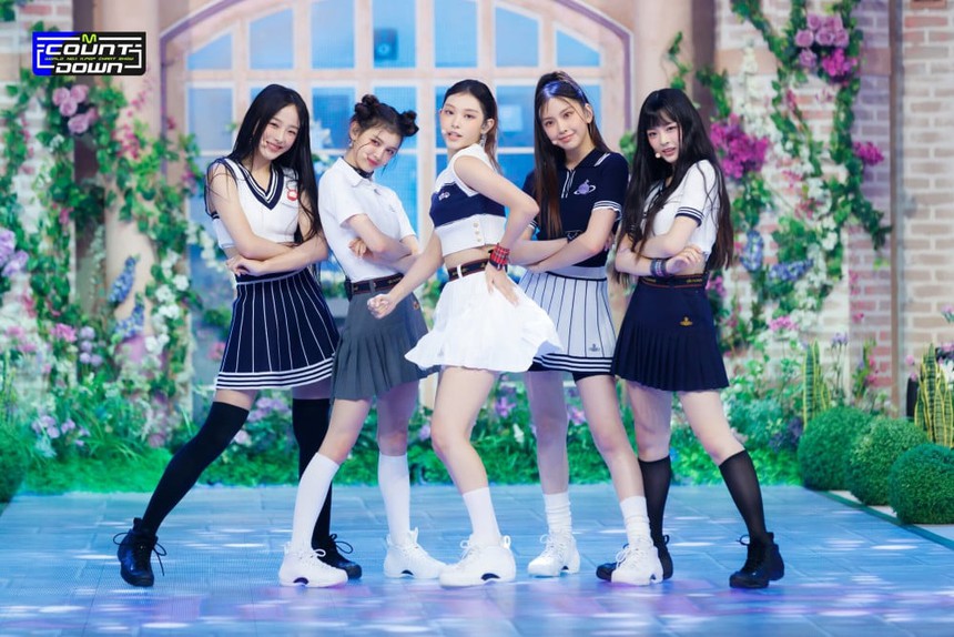 Vì sao nói NewJeans là nhóm nữ thế hệ mới có khả năng viết tiếp thành công toàn cầu của BLACKPINK? - Ảnh 4.