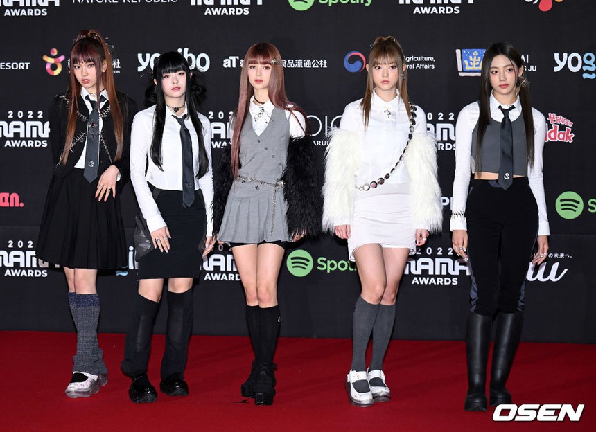 Vì sao nói NewJeans là nhóm nữ thế hệ mới có khả năng viết tiếp thành công toàn cầu của BLACKPINK? - Ảnh 12.