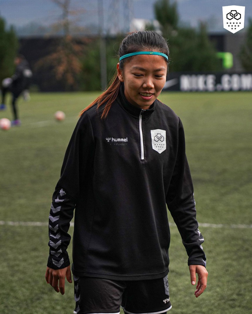 Huỳnh Như và nỗi nhớ gia đình khi đón tết nơi xa - Ảnh 2. Huỳnh Như và nỗi nhớ gia đình khi đón tết nơi xa - Ảnh 2.