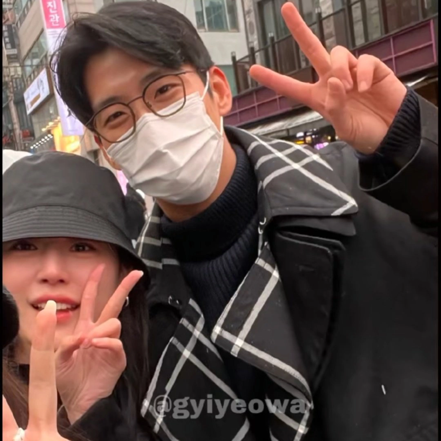 Cặp đôi 'Địa ngục độc thân 2' tổ chức fan meeting, giá vé bao nhiêu mà gây tranh cãi đến nỗi hủy sự kiện? - Ảnh 2.