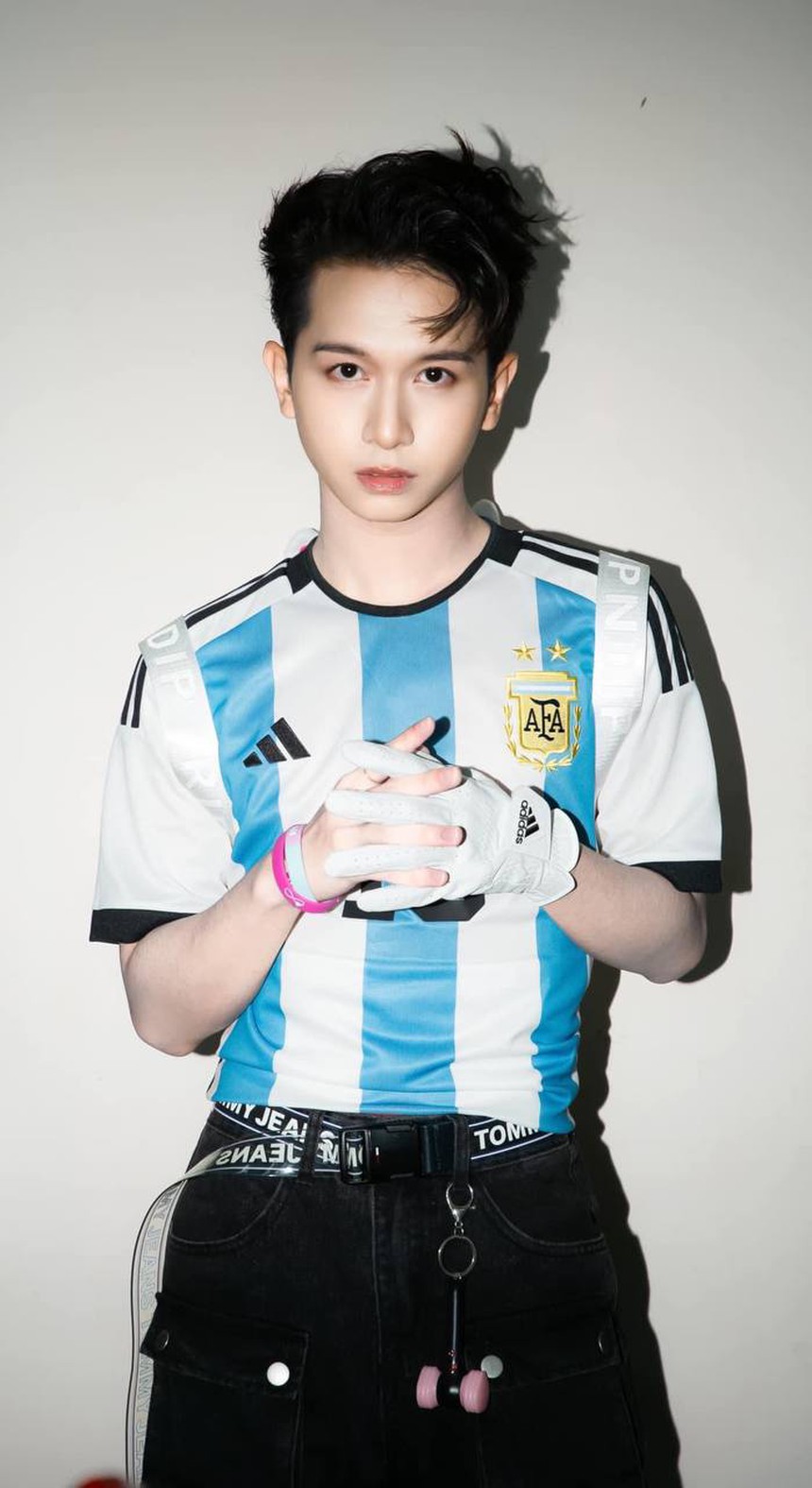 Dàn ca sĩ Vpop tuổi Mão đầy hứa hẹn: Đỗ Hoàng Dương 'lội ngược dòng', HIEUTHUHAI - Myra Trần tạo 'cơn sốt' nhờ các show truyền hình  - Ảnh 10.