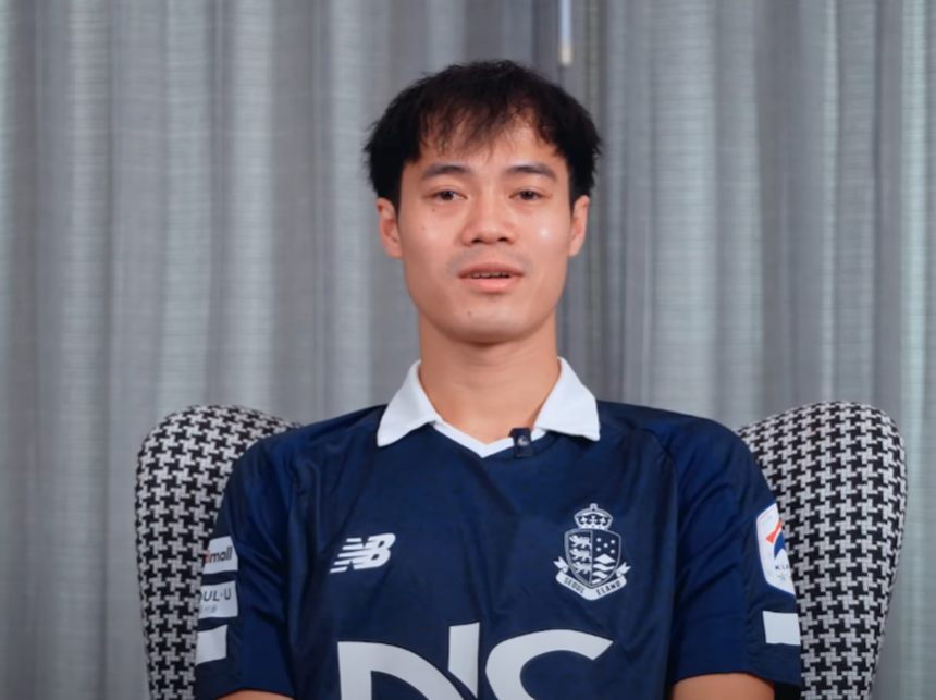 Văn Toàn: "Phong cách của tôi rất Hàn Quốc, tôi yêu đất nước này" - Ảnh 1. Văn Toàn: "Phong cách của tôi rất Hàn Quốc, tôi yêu đất nước này" - Ảnh 1.