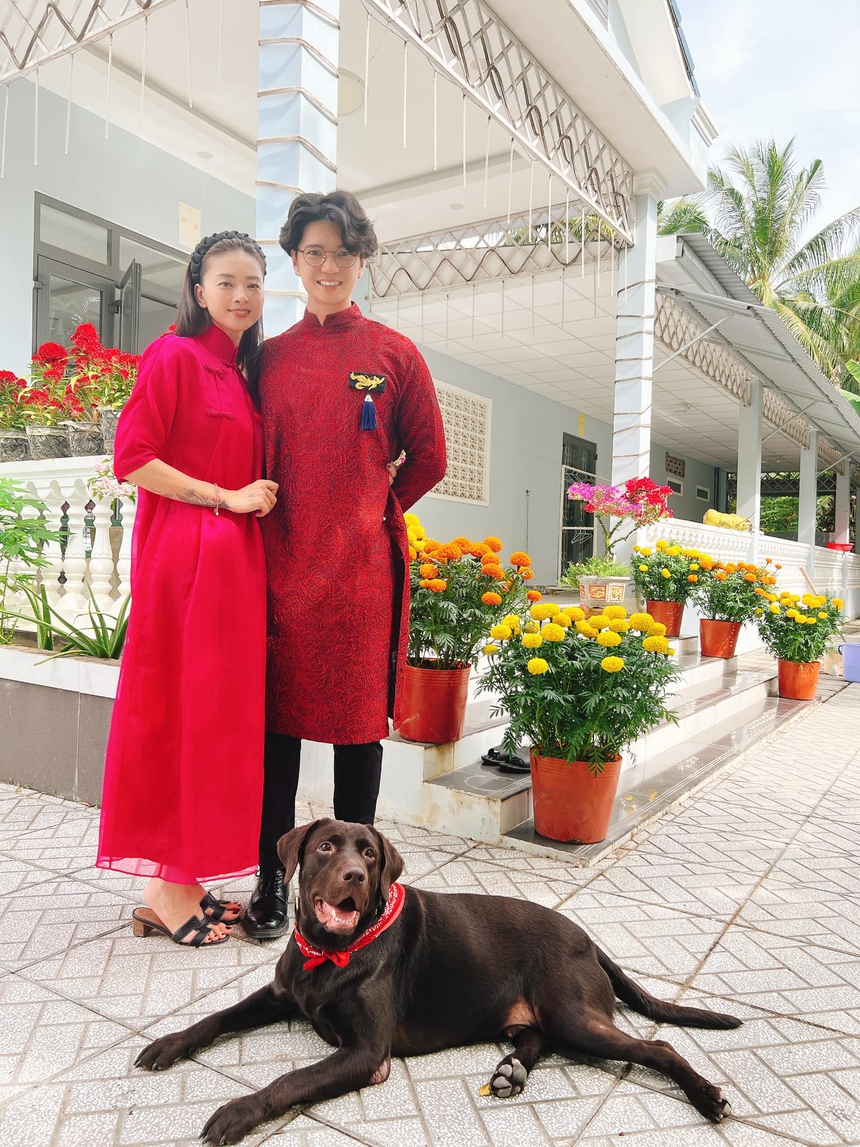 Sao Việt ngày Mồng 1 Tết: Loạt cặp đôi thi nhau phát 'cẩu lương', Anh Tú khoe Diệu Nhi lần đầu làm 1 việc  - Ảnh 3.