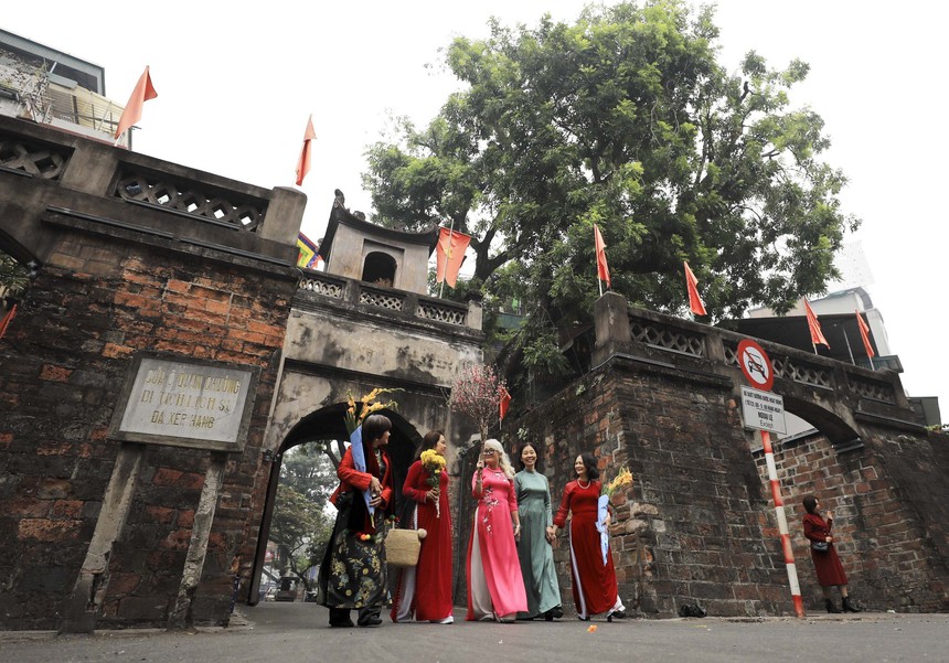 Một Hà Nội bình dị sớm đầu năm Quý Mão - Ảnh 5.