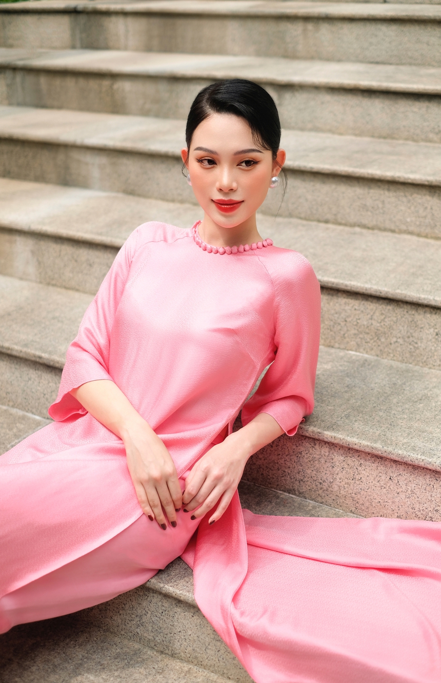 Đầu Xuân nghe Linh Rin kể chuyện tình yêu với Philip Nguyễn: Từ lúc đeo nhẫn lên tay tôi đã sẵn sàng đón nhận cuộc sống hôn nhân, làm vợ và làm mẹ  - Ảnh 1.