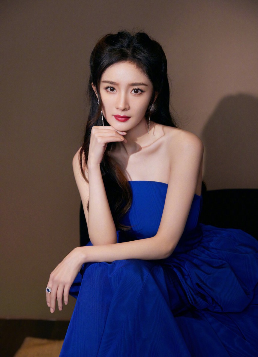 Dàn sao Trung - Hàn trong ngày mùng 1 đầu năm mới: - Ảnh 3. Dàn sao Trung - Hàn trong ngày mùng 1 đầu năm mới: - Ảnh 3.