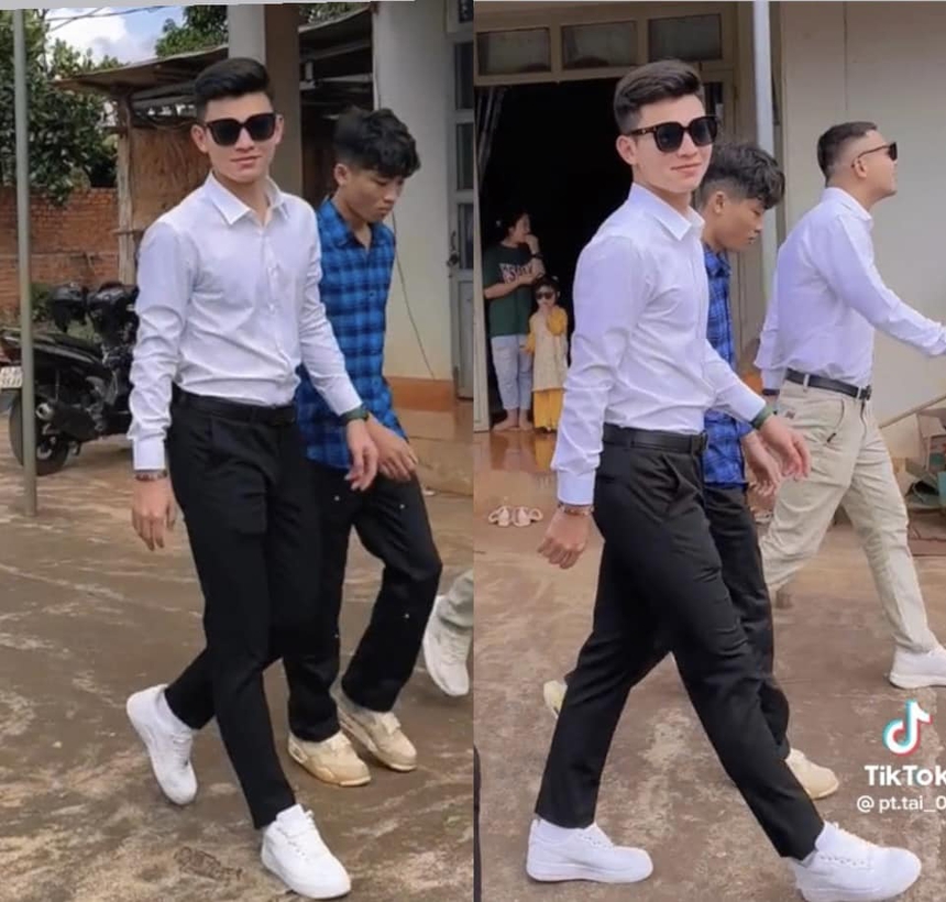 Muôn kiểu "outfit" du xuân của hội tuyển thủ Việt Nam: Văn Lâm lịch lãm, sao trẻ U23 chất lừ - Ảnh 1.