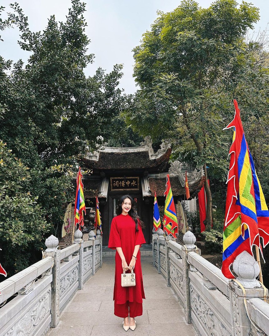 Văn Hậu đòi bạn gái lì xì đầu năm - Ảnh 3.