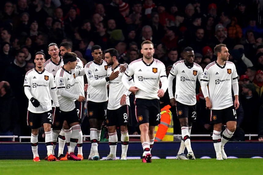 Tin bóng đá sáng 23/1: 4 cầu thủ MU bị chỉ trích vì trận thua Arsenal - Ảnh 2. Tin bóng đá sáng 23/1: 4 cầu thủ MU bị chỉ trích vì trận thua Arsenal - Ảnh 2.
