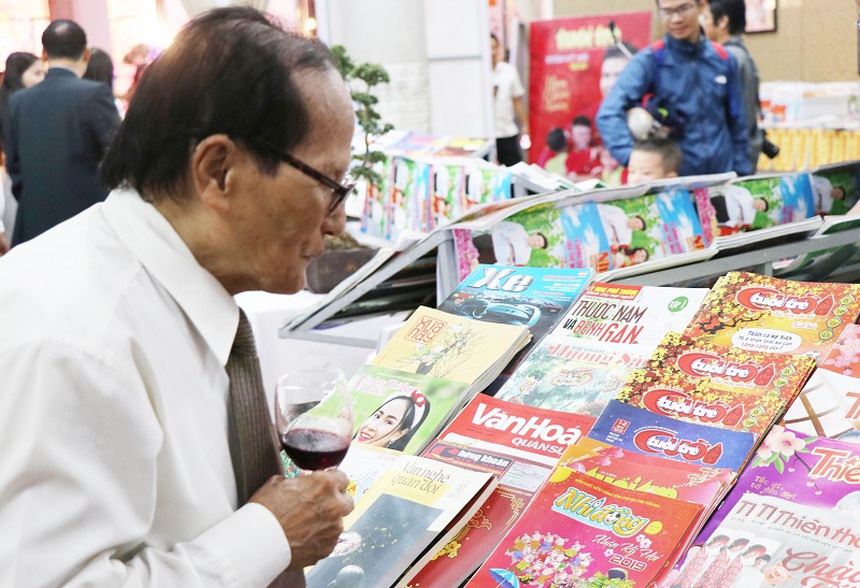 Nhà thơ Giang Nam - tác giả bài 'Quê hương' qua đời - Ảnh 1. Nhà thơ Giang Nam - tác giả bài 'Quê hương' qua đời - Ảnh 1.