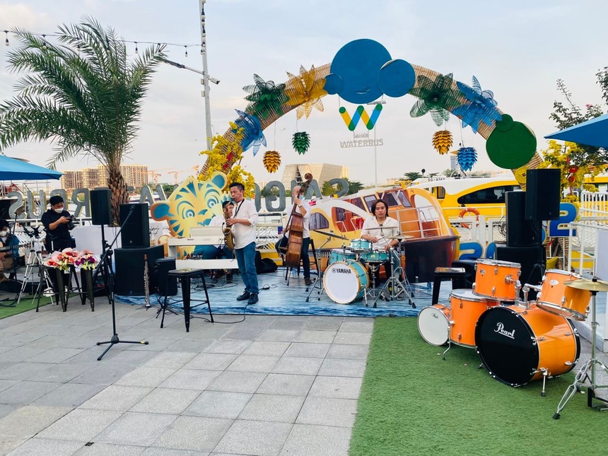 Âm nhạc - Mảnh ghép hoàn hảo cho những chuyến đi - Ảnh 4.