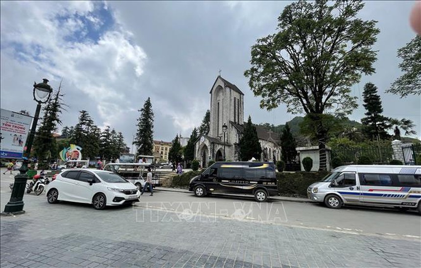 Âm nhạc - Mảnh ghép hoàn hảo cho những chuyến đi - Ảnh 1.