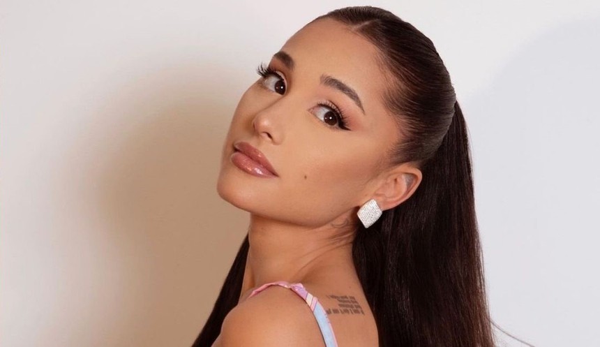 4 lần Jennie Blackpink đẹp vượt bậc khi ‘đụng hàng’ với sao quốc tế - Ảnh 3.