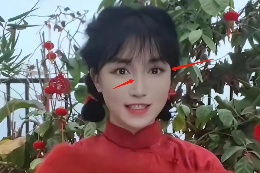 Lý Tử Thất lần đầu tiên xuất hiện sau ồn ào kiện tụng, vướng nghi vấn phẫu thuật thẩm mỹ vì ngoại hình khác lạ - Ảnh 2. Lý Tử Thất lần đầu tiên xuất hiện sau ồn ào kiện tụng, vướng nghi vấn phẫu thuật thẩm mỹ vì ngoại hình khác lạ - Ảnh 2.