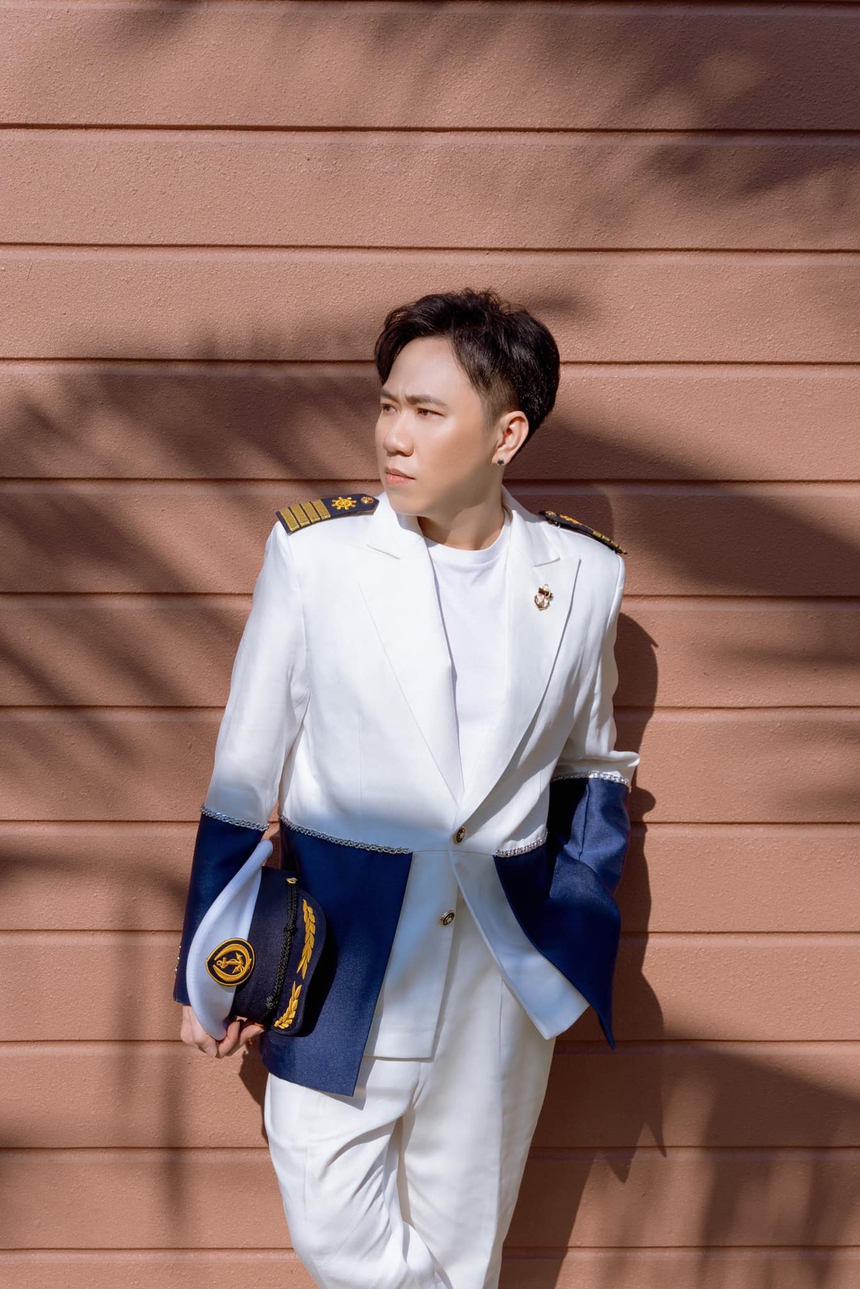 Sao nam khiến showbiz rần rần khi công khai bạn gái đúng dịp Tết: Chia tay trong ồn ào, cuộc sống hiện tại thế nào?  - Ảnh 4.