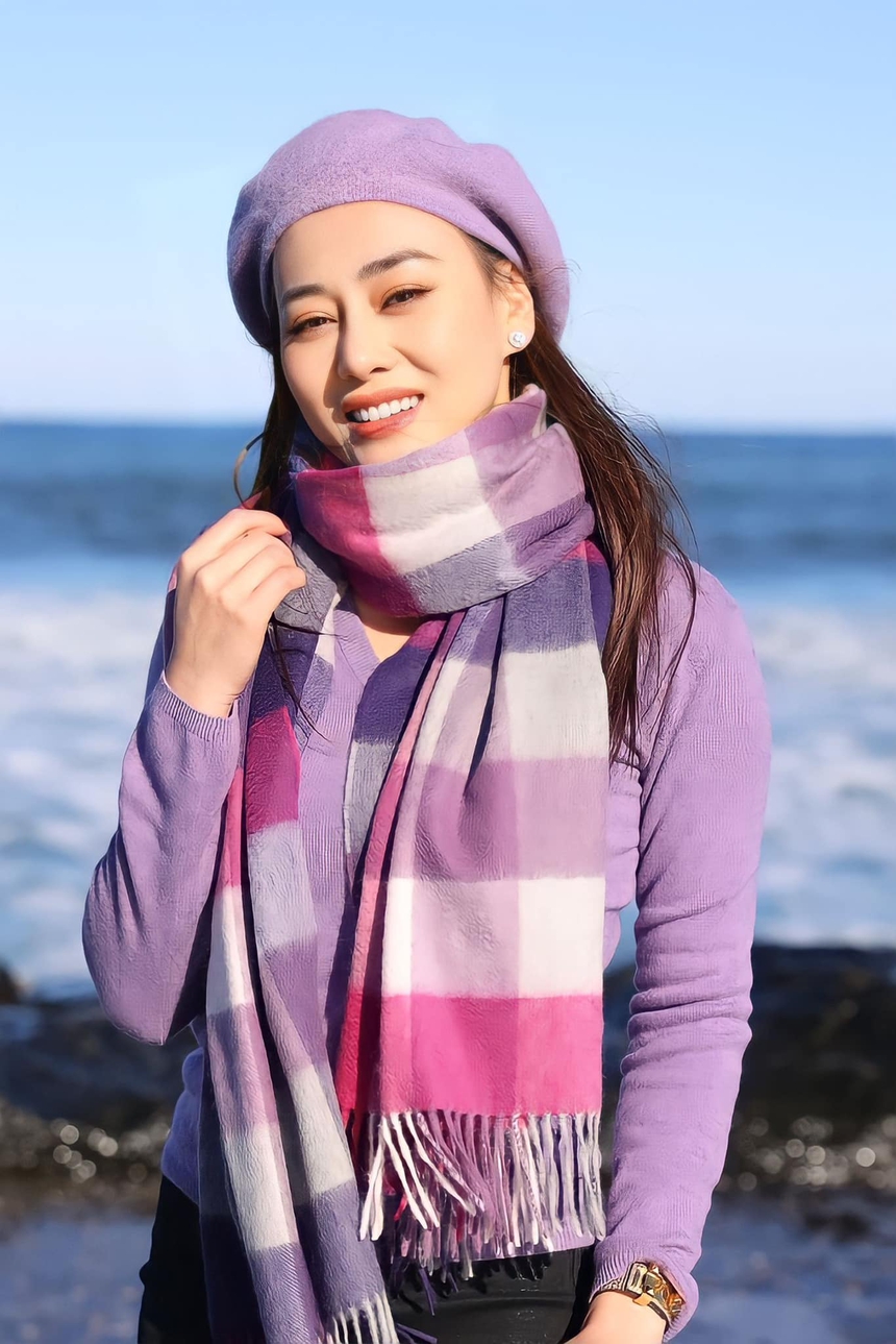 Mê mẩn hình ảnh du xuân của sao Việt: Huyền My - Đoan Trang siêu sang giữa trời Tây, Minh Tú dịu dàng bất ngờ khi ở Hàn Quốc - Ảnh 6.