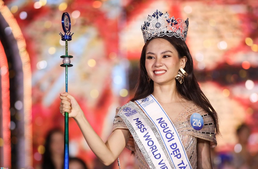 Dân mạng vẫn 'ném đá' khi Mai Phương đăng đàn xin lỗi vì loạt lùm xùm - Ảnh 1. Dân mạng vẫn 'ném đá' khi Mai Phương đăng đàn xin lỗi vì loạt lùm xùm - Ảnh 1.