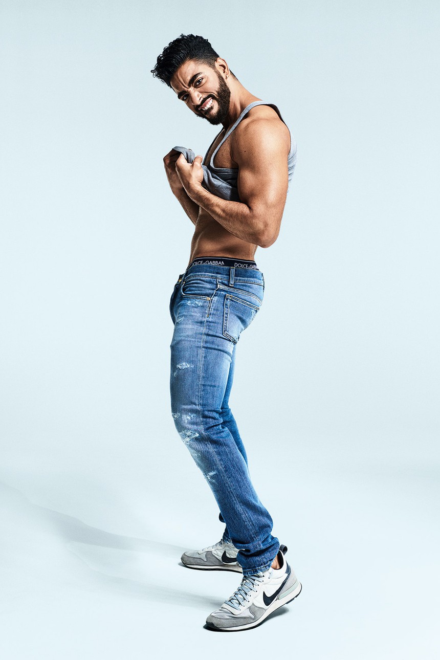 Taylor Swift khoe MV mới 'tím lịm tìm sim' nhưng bạn diễn chuyển giới 6 múi cuồn cuồn lại chiếm spotlight! - Ảnh 6.