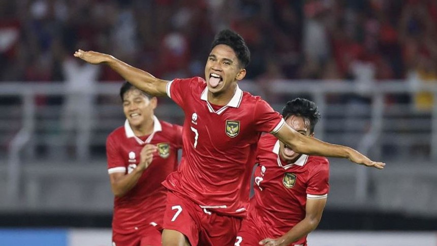 Bóng đá Việt Nam ngày 27/1: Tuyển Việt Nam có 4 cầu thủ trong đội hình tiêu biểu AFF Cup - Ảnh 5.
