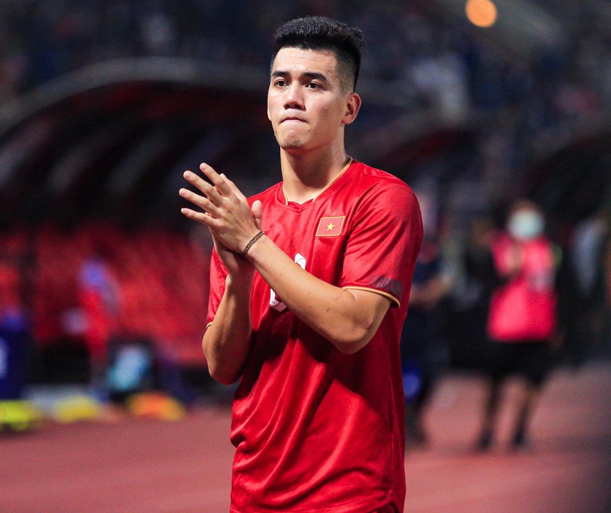 Lộ diện Top 5 Quả bóng vàng Việt Nam năm 2022: Quang Hải vắng mặt - Ảnh 1.