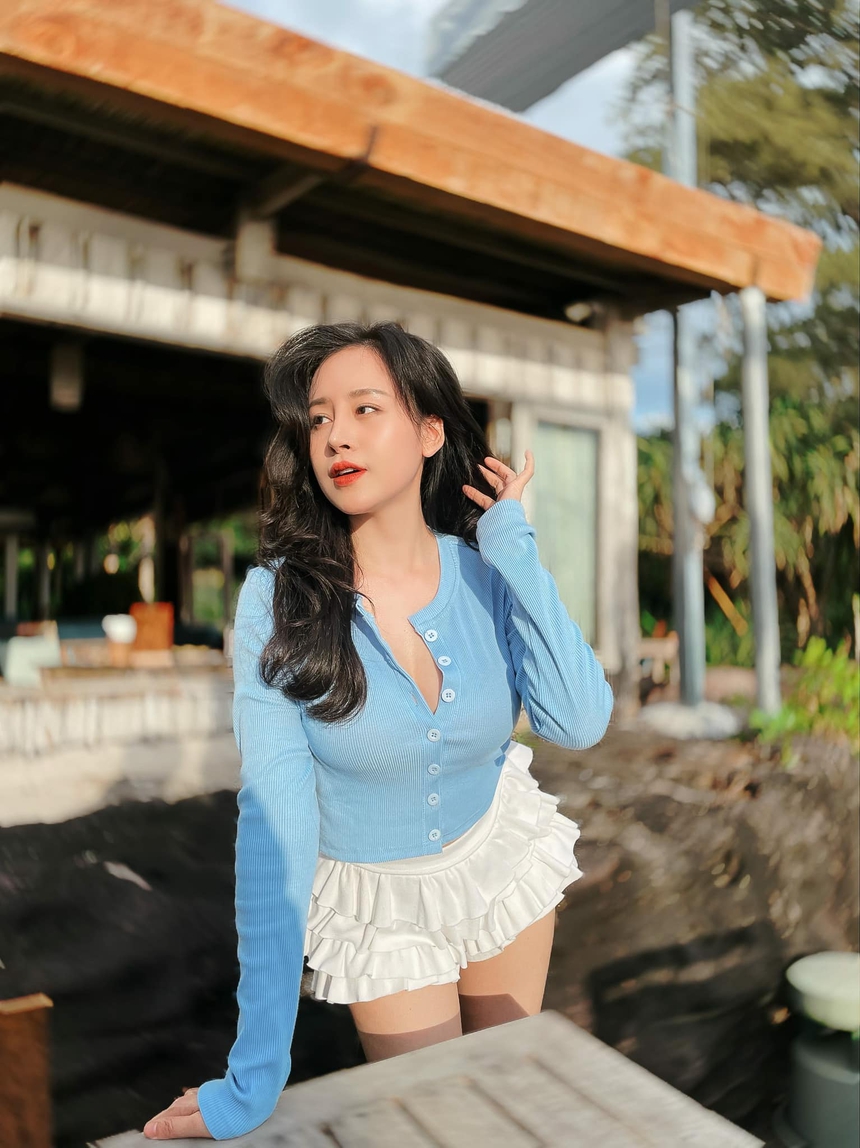 Còn mùng là hội hot girl còn tung ảnh đẹp - Ảnh 3. Còn mùng là hội hot girl còn tung ảnh đẹp - Ảnh 3.