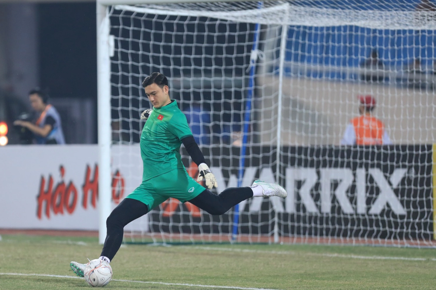 Văn Lâm, Tiến Linh, Huỳnh Như lọt TOP 5 Quả bóng vàng Việt Nam 2022 - Ảnh 2.