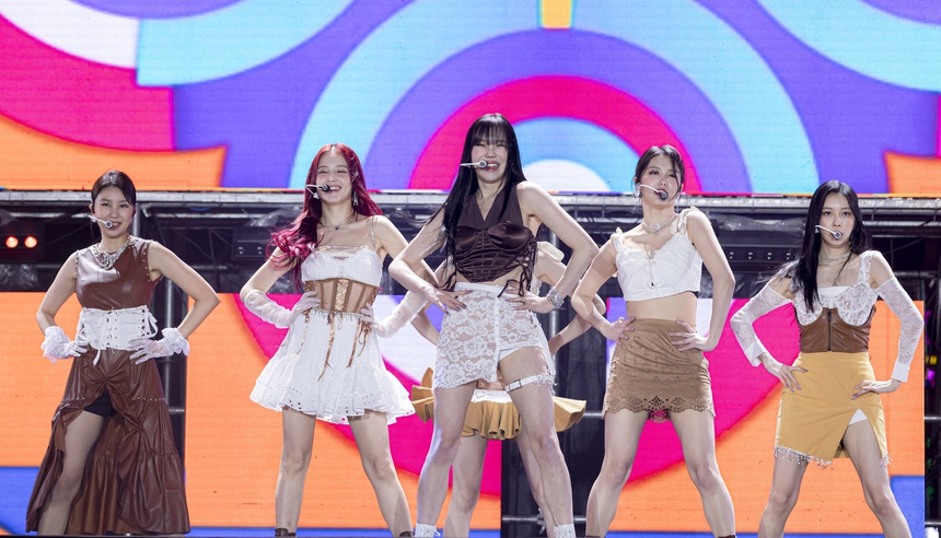 MOMOLAND có sân khấu cuối cùng là tại Việt Nam? - Ảnh 4. MOMOLAND có sân khấu cuối cùng là tại Việt Nam? - Ảnh 4.