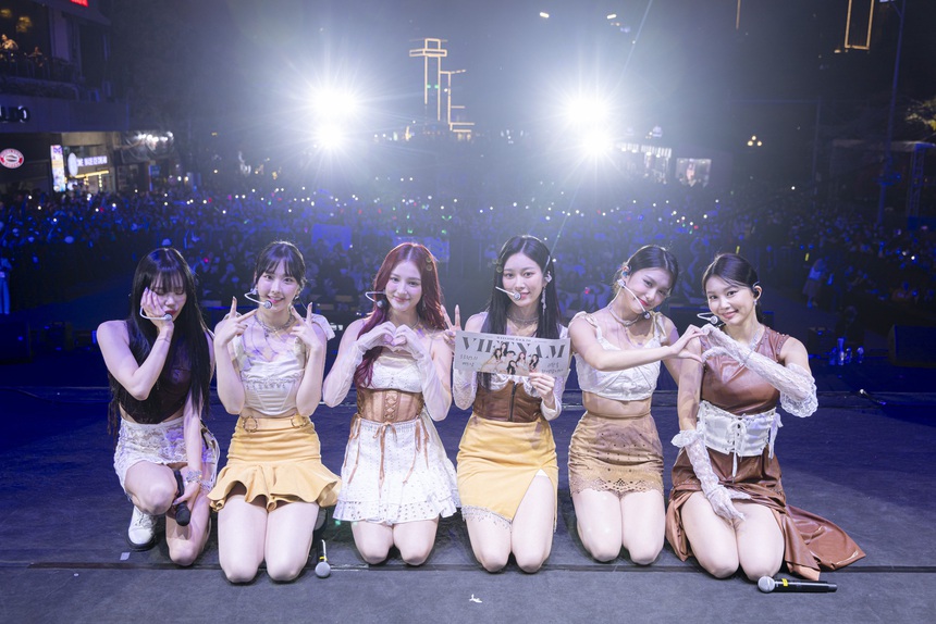 MOMOLAND có sân khấu cuối cùng là tại Việt Nam? - Ảnh 5. MOMOLAND có sân khấu cuối cùng là tại Việt Nam? - Ảnh 5.