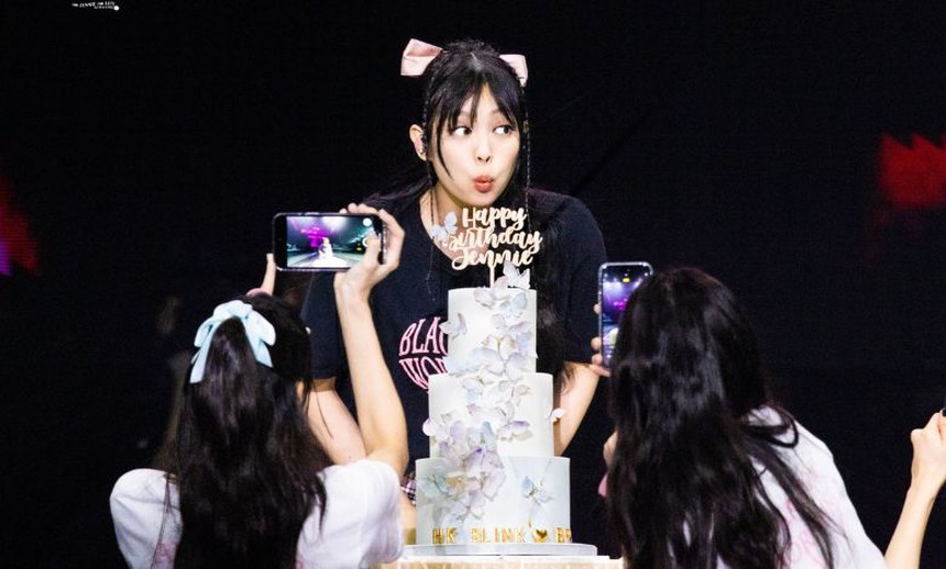 Choáng với bảng giá bữa tiệc sinh nhật xa hoa của Jennie Blackpink - Ảnh 2. Choáng với bảng giá bữa tiệc sinh nhật xa hoa của Jennie Blackpink - Ảnh 2.