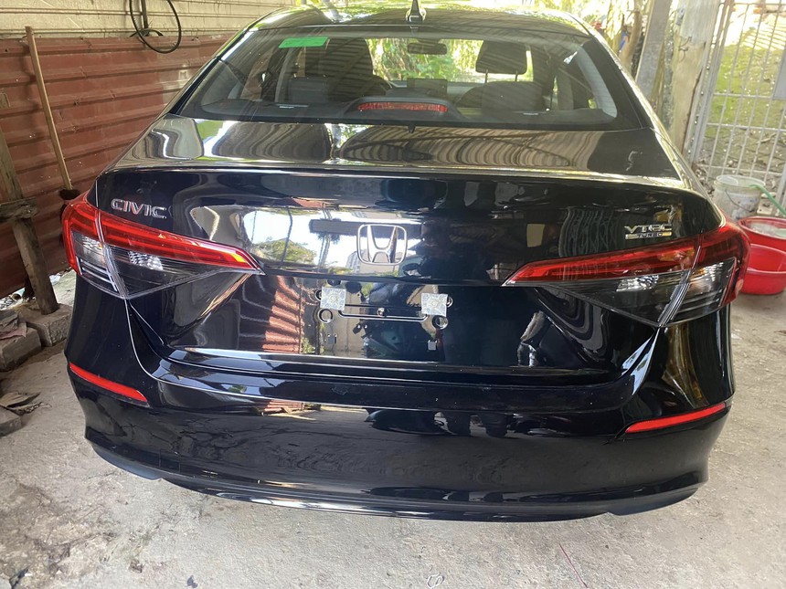 Chủ xe Honda Civic chịu lỗ gần 100 triệu sau 19km lăn bánh: Xe mới 'đập hộp', chưa kịp ra biển số - Ảnh 2.