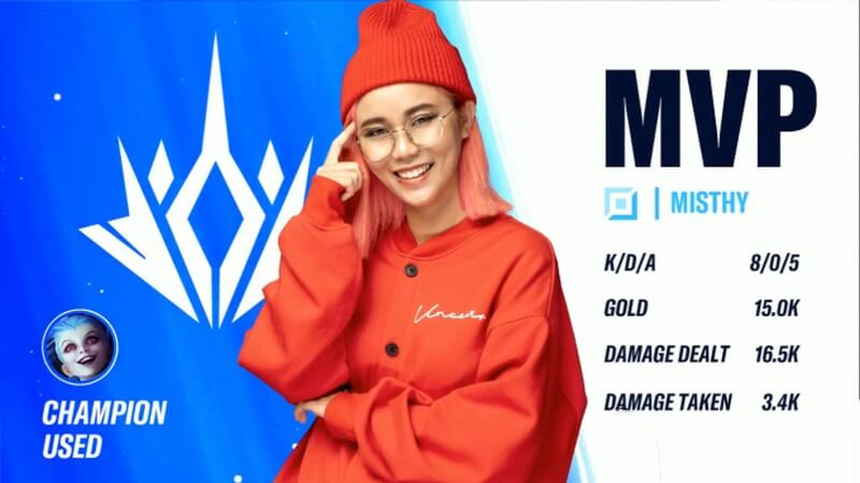 Nữ streamer từng đối đầu với Misthy đăng ảnh mừng năm mới đầy gợi cảm - Ảnh 1.