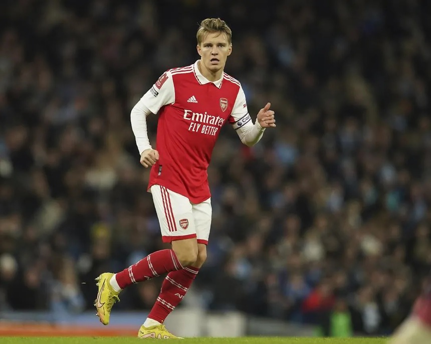 Arsenal bị huyền thoại MU chê trách - Ảnh 2. Arsenal bị huyền thoại MU chê trách - Ảnh 2.