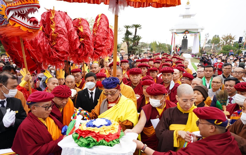 Pháp hội cầu an đầu Xuân tại Đại Bảo tháp Mandala Tây Thiên - Ảnh 1. Pháp hội cầu an đầu Xuân tại Đại Bảo tháp Mandala Tây Thiên - Ảnh 1.