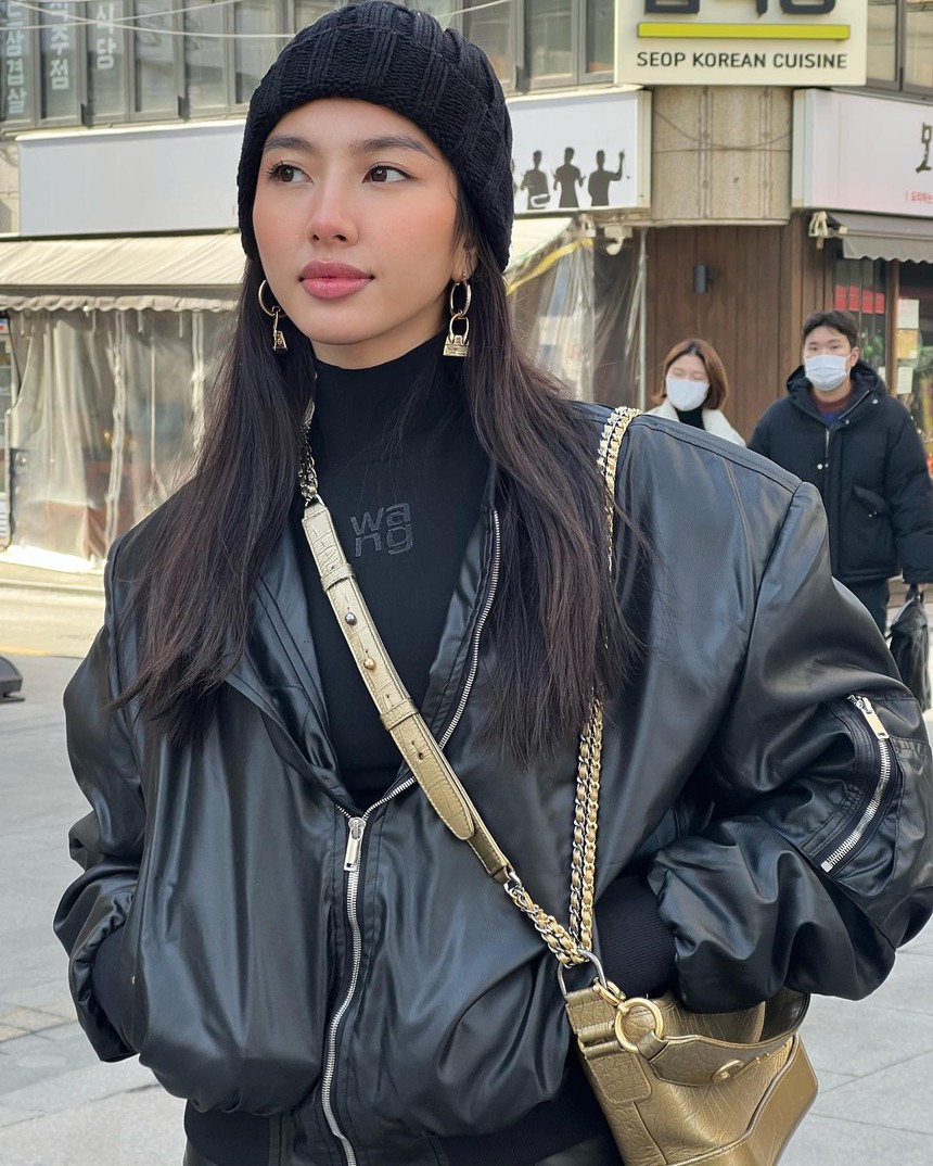 Sao Việt du xuân đầu năm: Hàn Quốc trở thành điểm đến của ba nàng hậu  - Ảnh 1.