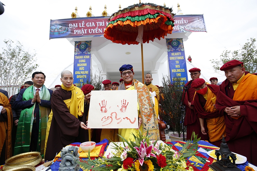 Pháp hội cầu an đầu Xuân tại Đại Bảo tháp Mandala Tây Thiên - Ảnh 6. Pháp hội cầu an đầu Xuân tại Đại Bảo tháp Mandala Tây Thiên - Ảnh 6.