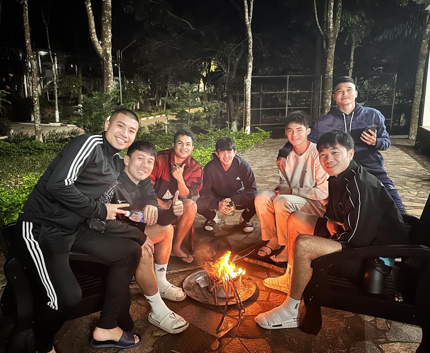 Xuân Trường viết tâm thư chia tay HAGL: "Với tôi, Gia Lai sẽ luôn là nơi để trở về" - Ảnh 1.