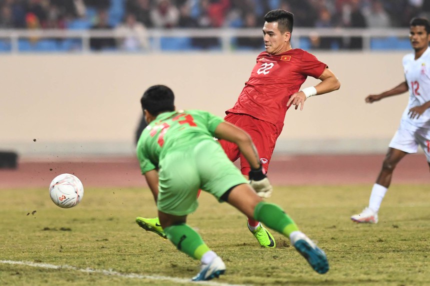 ĐT Việt Nam nhẹ nhàng hạ gục ĐT Myanmar với tỉ số 3-0 - Ảnh 4. ĐT Việt Nam nhẹ nhàng hạ gục ĐT Myanmar với tỉ số 3-0 - Ảnh 4.