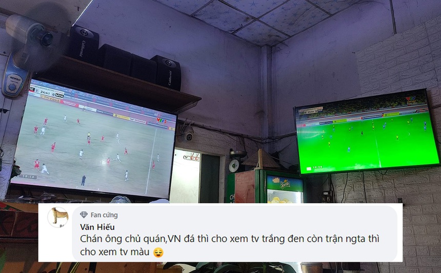 Nhìn mặt sân Mỹ Đình, CĐV Việt Nam tưởng tivi... bị hỏng màu - Ảnh 3.