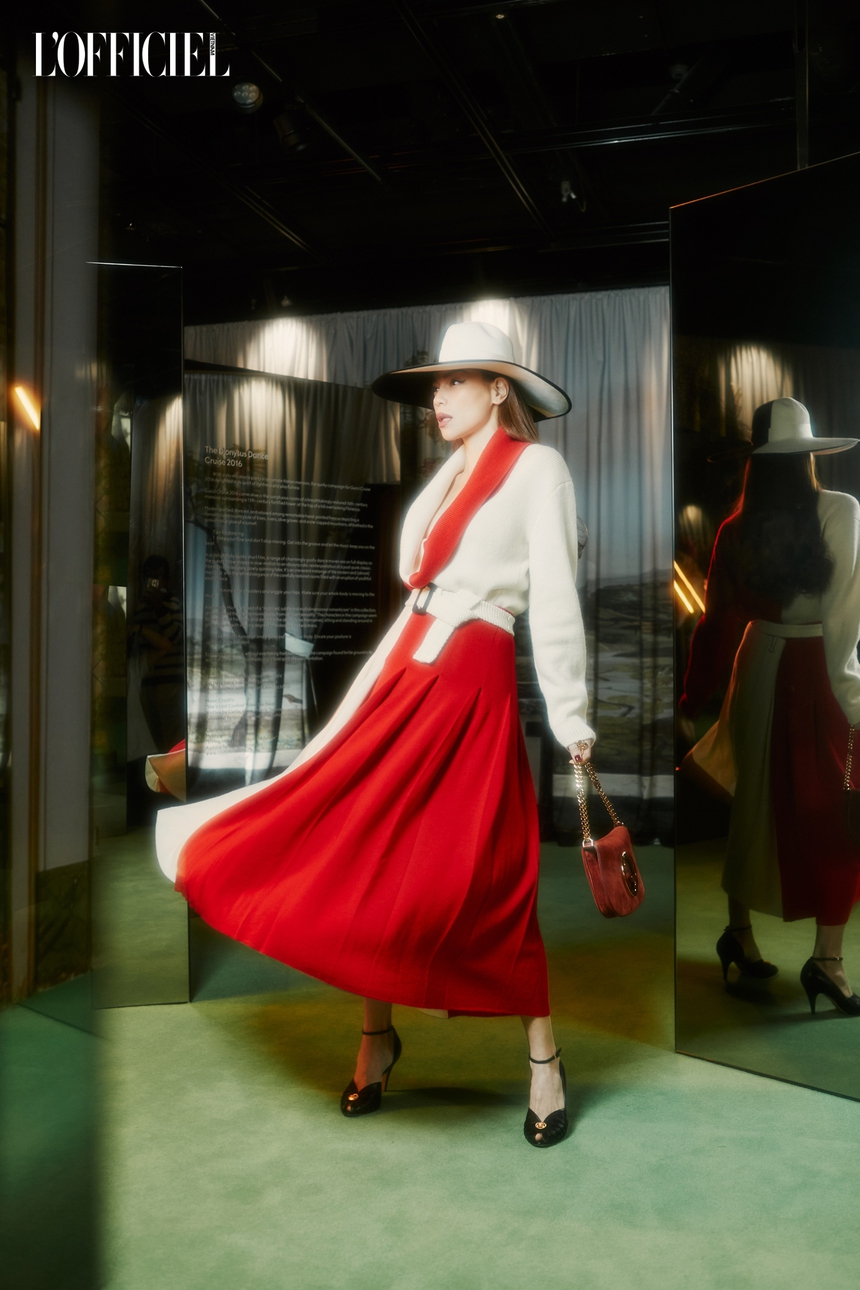 Hà Hồ khoe ảnh rực rỡ bên Kim Lý đầu năm 2023 - Ảnh 6.