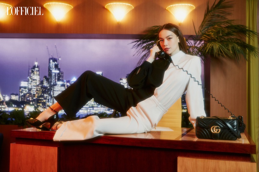 Hà Hồ khoe ảnh rực rỡ bên Kim Lý đầu năm 2023 - Ảnh 5.