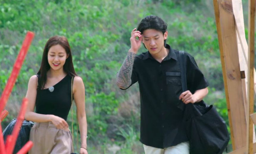 Lộ bằng chứng Hoa hậu hot nhất 'Địa ngục độc thân 2' đang hẹn hò 'bản sao' Jungkook (BTS)? - Ảnh 4.