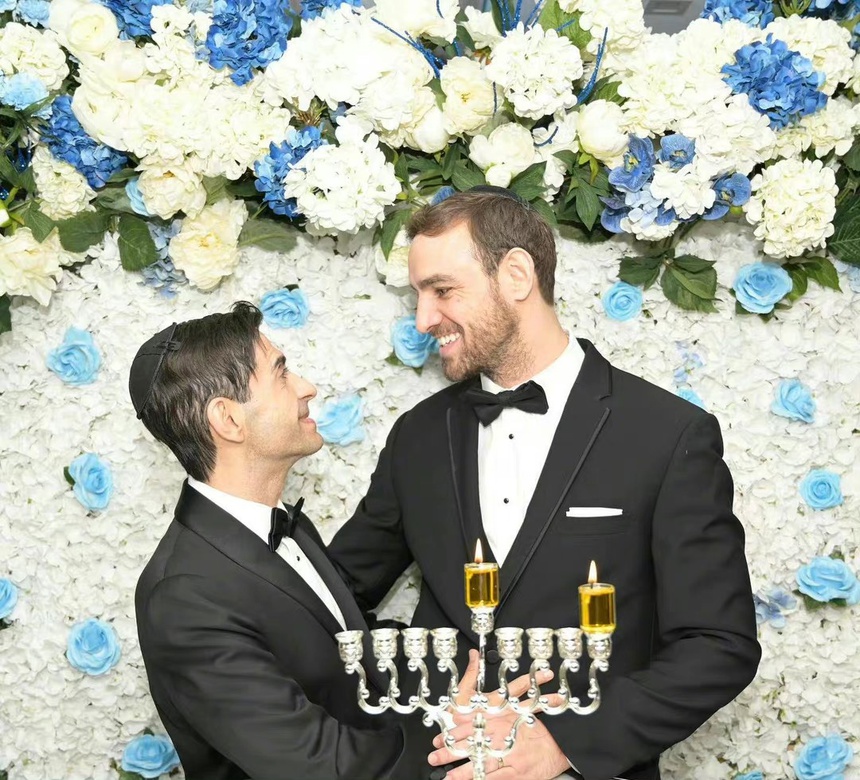 Tài tử Tân Hoàn Châu cách cách kết hôn với bạn trai lâu năm - Ảnh 2. Tài tử Tân Hoàn Châu cách cách kết hôn với bạn trai lâu năm - Ảnh 2.