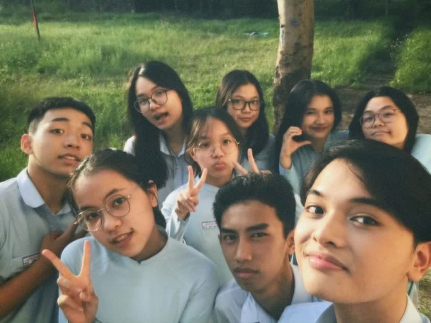 2 nữ sinh trường chuyên mượn nick Tiktok của bạn quay video, ai ngờ được lên xu hướng: "Xinh xỉu" ra sao mà thu về tận 5,3 triệu lượt xem? - Ảnh 5.