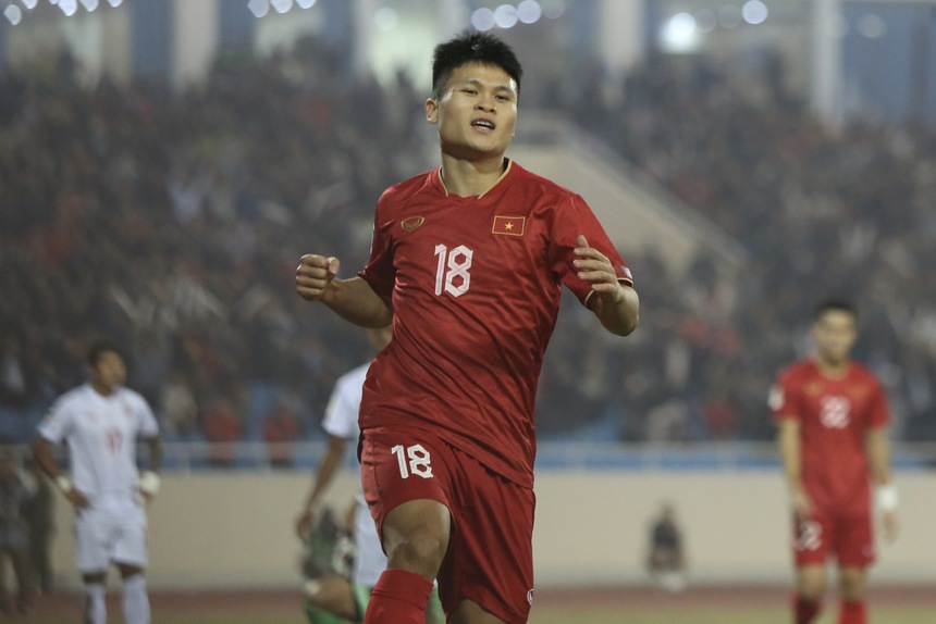 Kết quả Việt Nam 3-0 Myanmar: Giành ngôi nhất bảng, tuyển Việt Nam tự tin đấu Indonesia - Ảnh 1. Kết quả Việt Nam 3-0 Myanmar: Giành ngôi nhất bảng, tuyển Việt Nam tự tin đấu Indonesia - Ảnh 1.