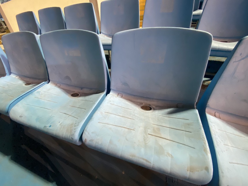 Cận cảnh chất lượng sân Mỹ Đình sau 2 trận đấu tại AFF Cup 2022 - Ảnh 10.