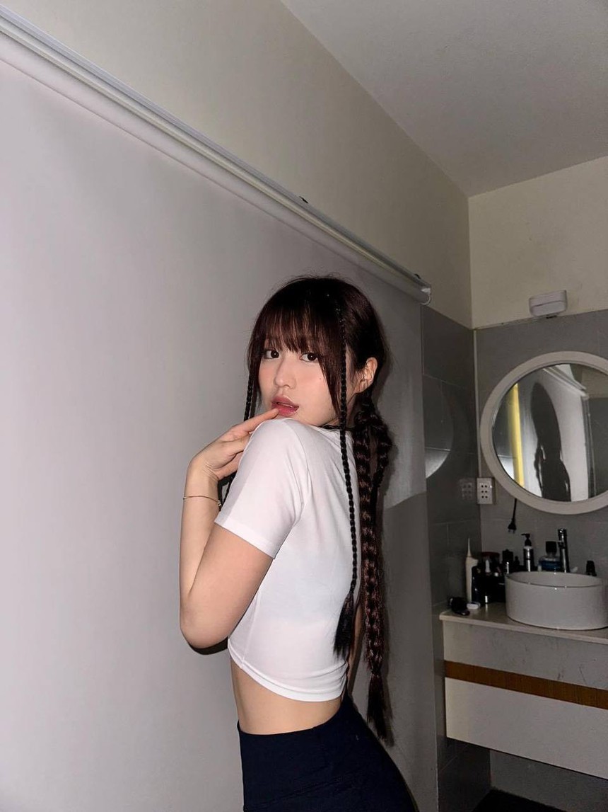 Nữ ca sĩ gốc Hàn dance cover hit của Jennie (BLACKPINK) khiến dân tình không thể nhận ra vì body quá đỉnh - Ảnh 7.